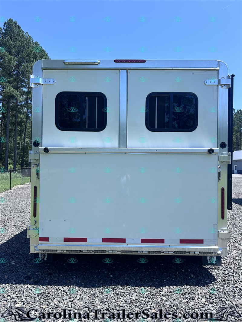 Trailer Photo 15