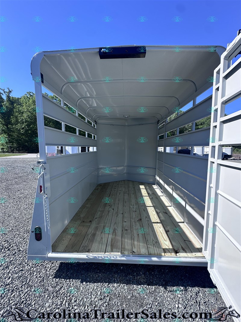 Trailer Photo 19