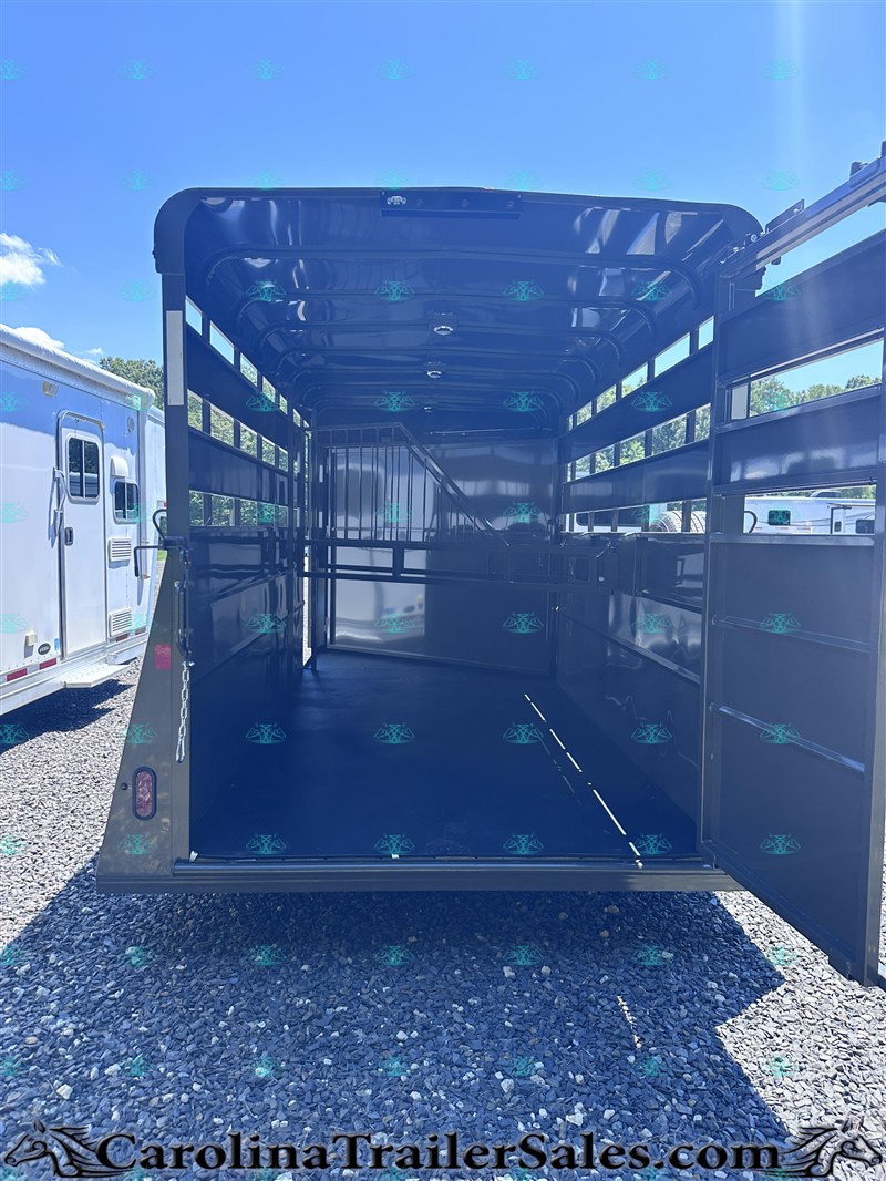 Trailer Photo 17