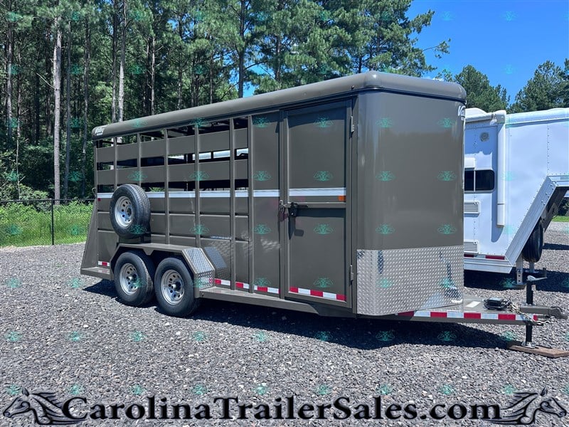 Trailer Photo 1