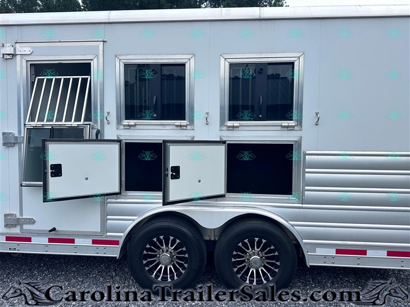 Trailer Photo 11