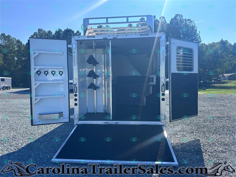 Trailer Photo 17