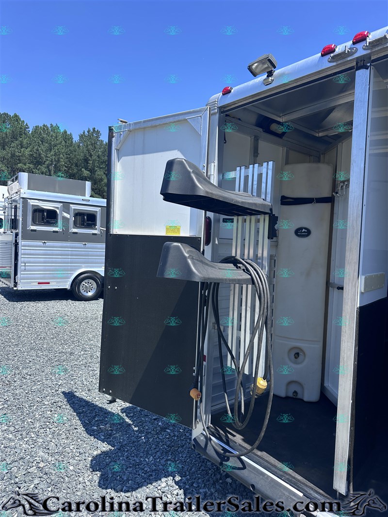 Trailer Photo 16