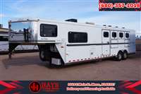 2005 4 horse Sundowner 11' SW 4 Horse Living Quarter