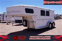 2001 2 horse Trails West Classic 2 Horse Gooseneck
