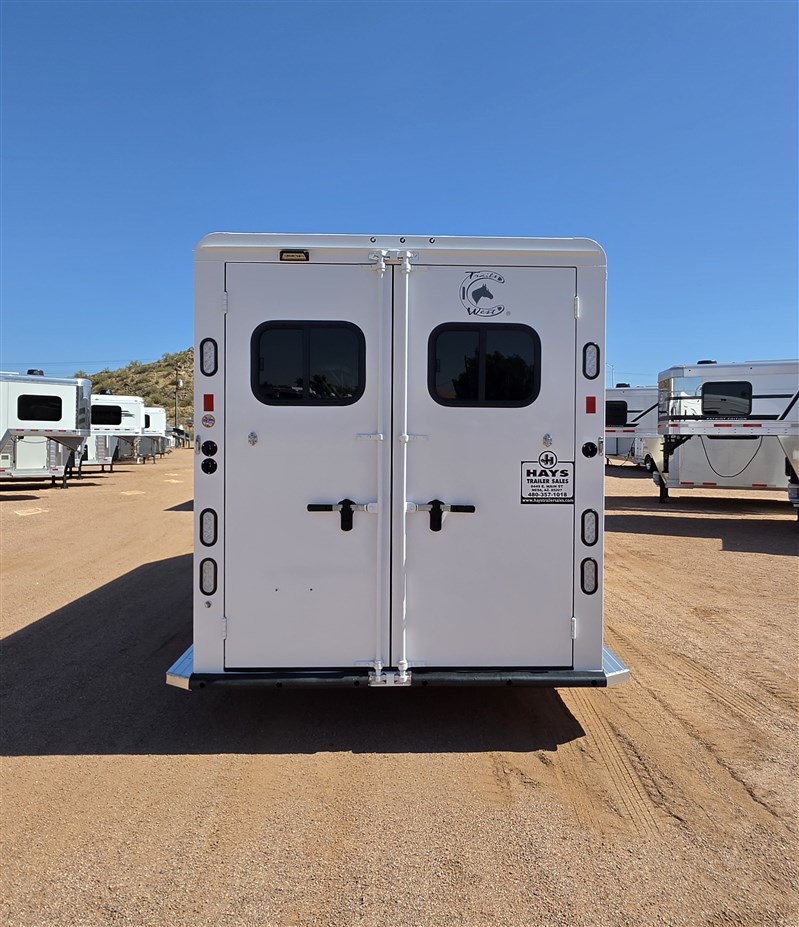 2027 Trails West sierra ii 3 horse warmblood height