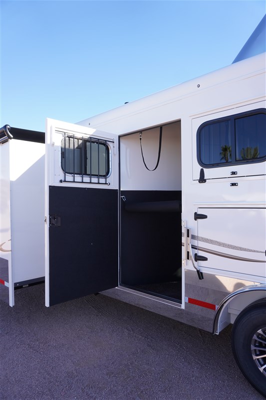 Trailer Photo 3