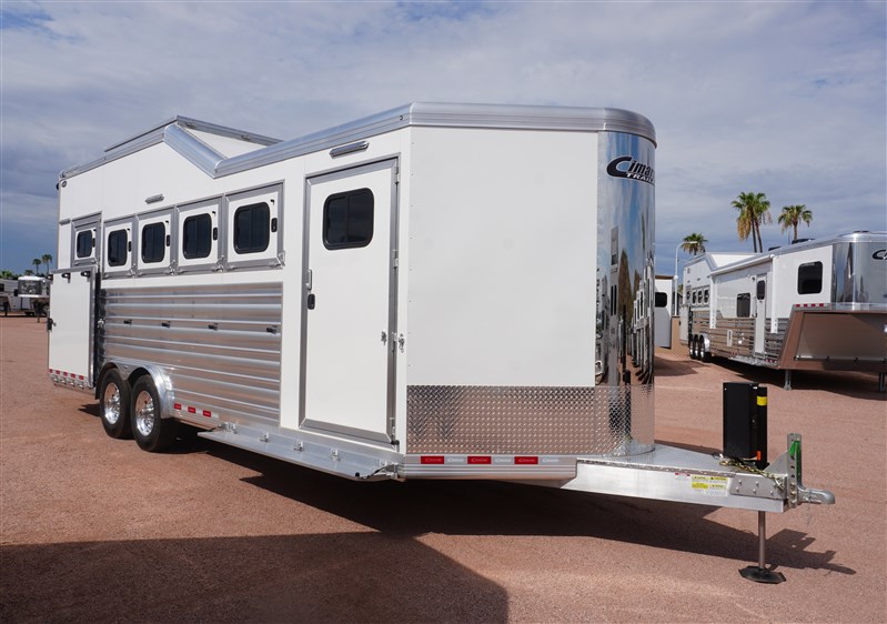 Trailer Photo 15