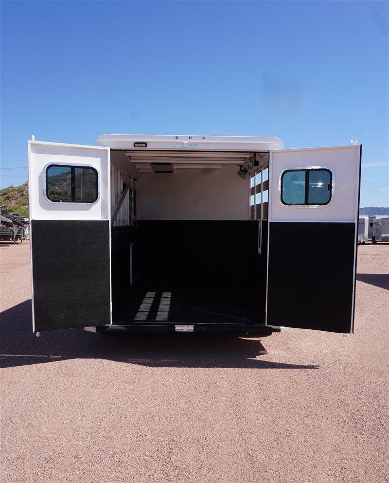 Trailer Photo 5