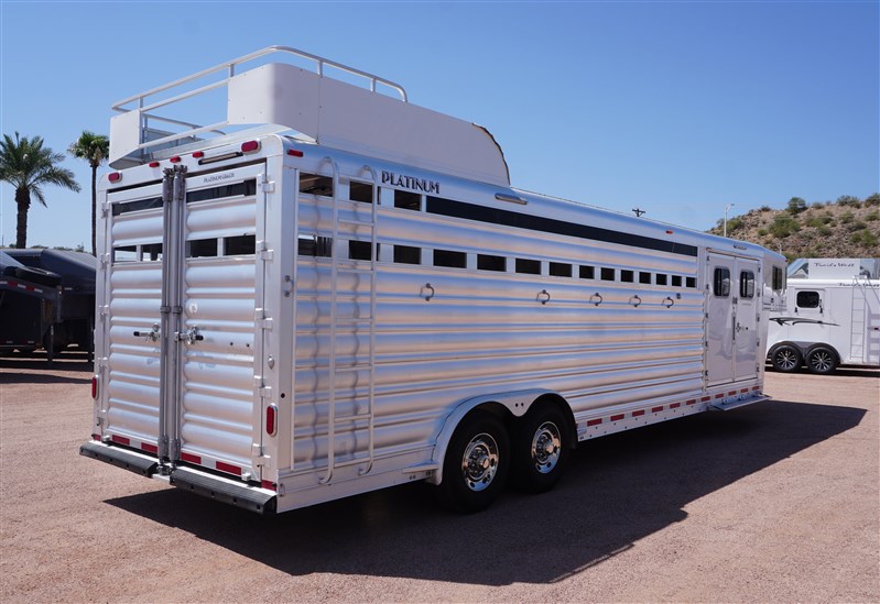 Trailer Photo 16