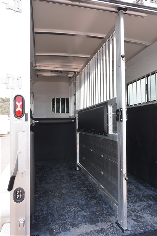 Trailer Photo 6