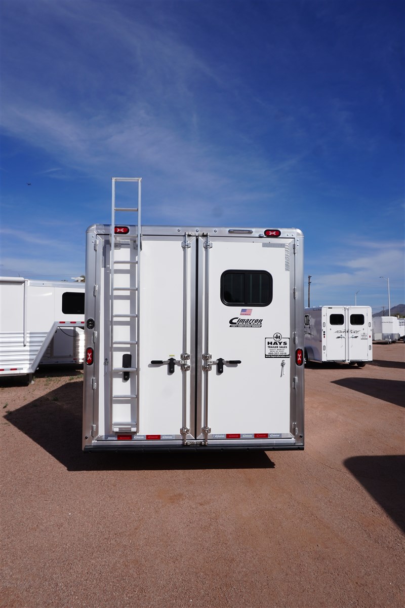 Trailer Photo 4