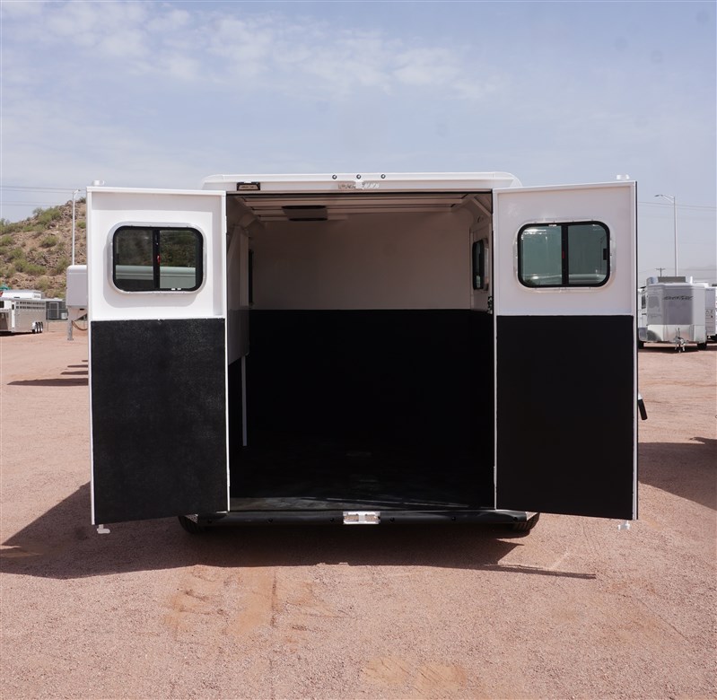 Trailer Photo 4