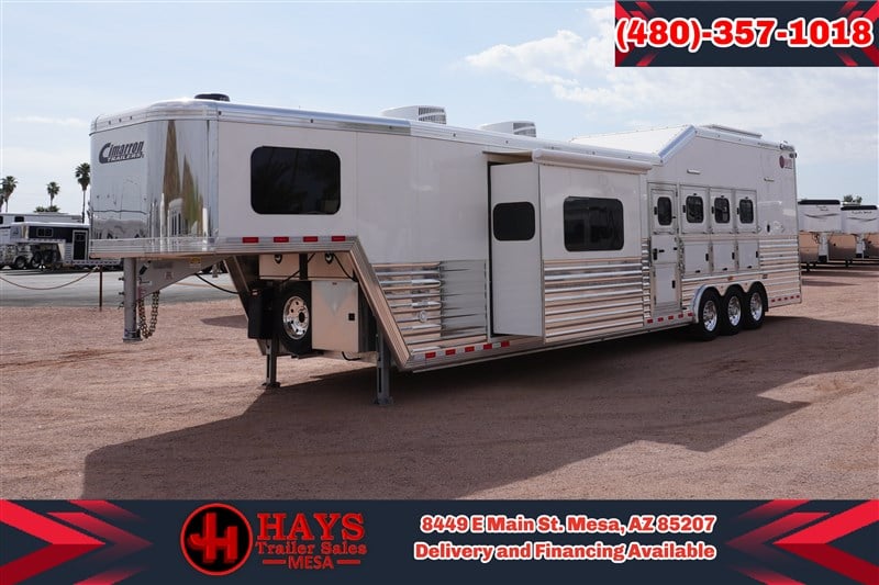 2025 Cimarron 16' SW 4 Horse Rear Side Load 