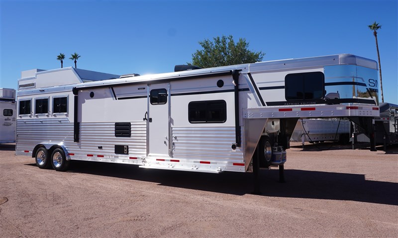 Trailer Photo 11