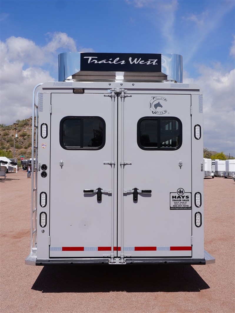 Trailer Photo 3