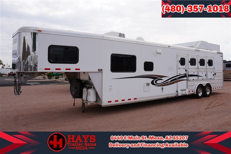 2014 Cimarron 14' SW 4 Horse Living Quarter