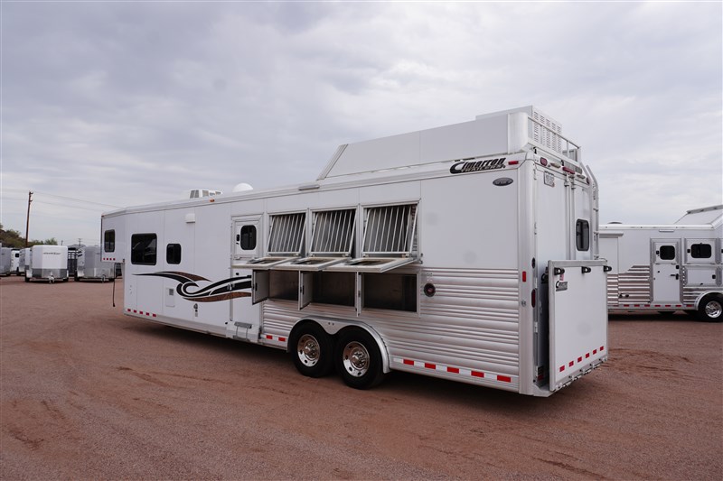 Trailer Photo 2