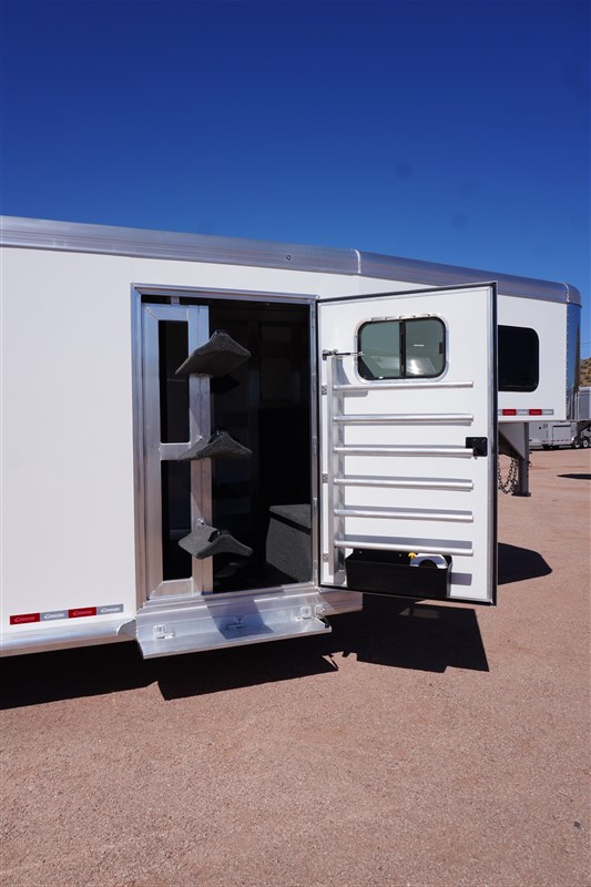Trailer Photo 14
