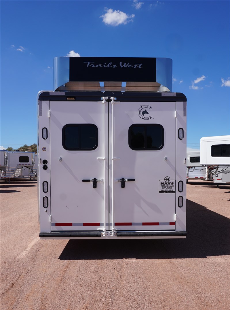 Trailer Photo 7