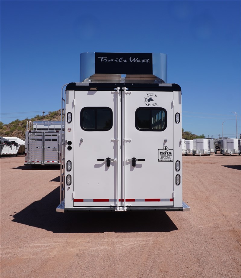 Trailer Photo 4