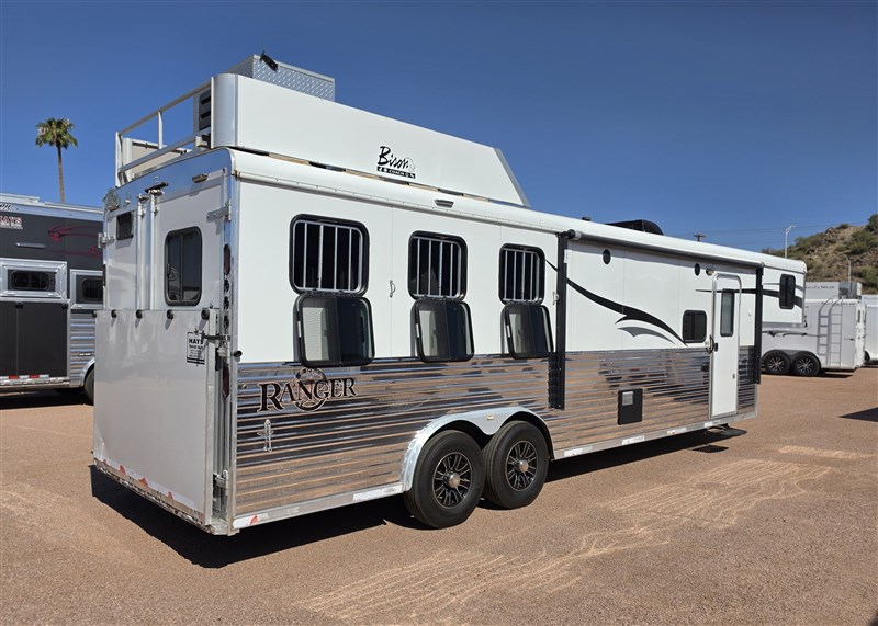 Trailer Photo 10