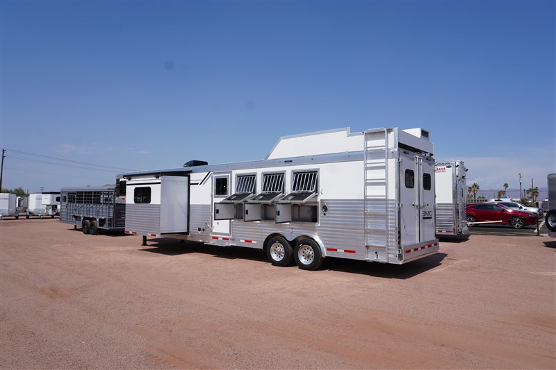 Trailer Photo 2