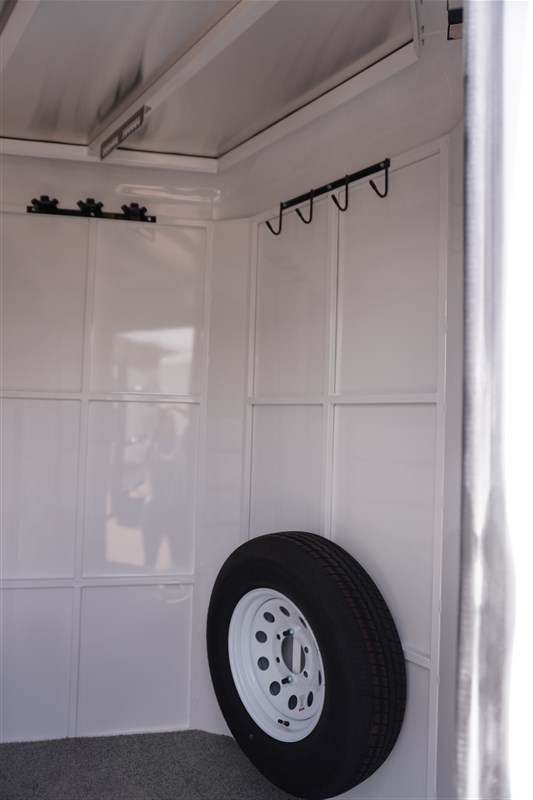 Trailer Photo 11