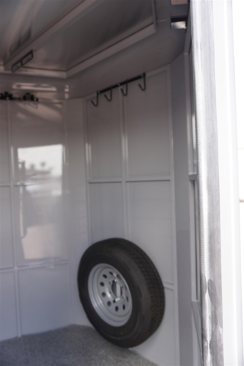 Trailer Photo 10