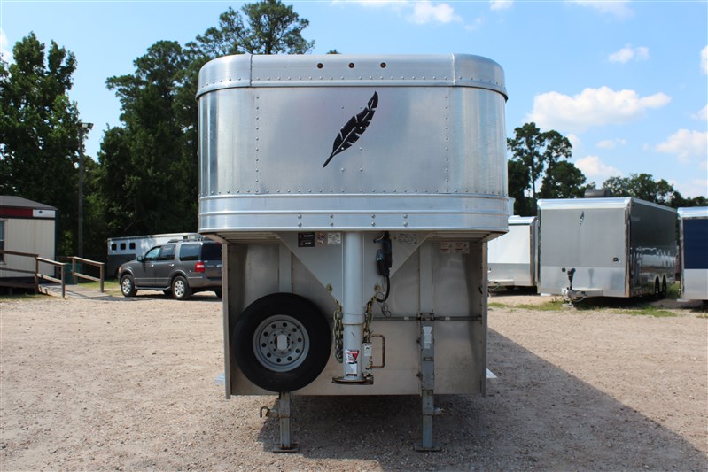 2022 Featherlite 8127 - livestock - gn 32'