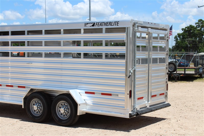 Trailer Photo 12