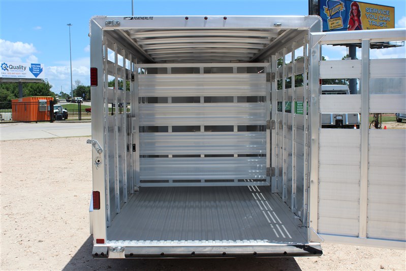 Trailer Photo 14