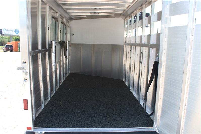 Trailer Photo 20