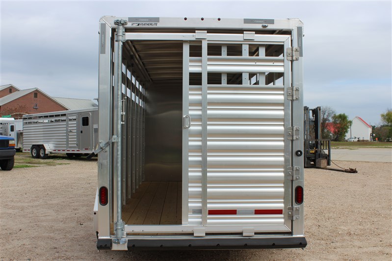 Trailer Photo 19