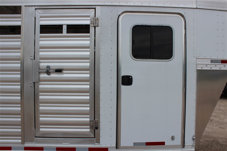 Trailer Photo 26