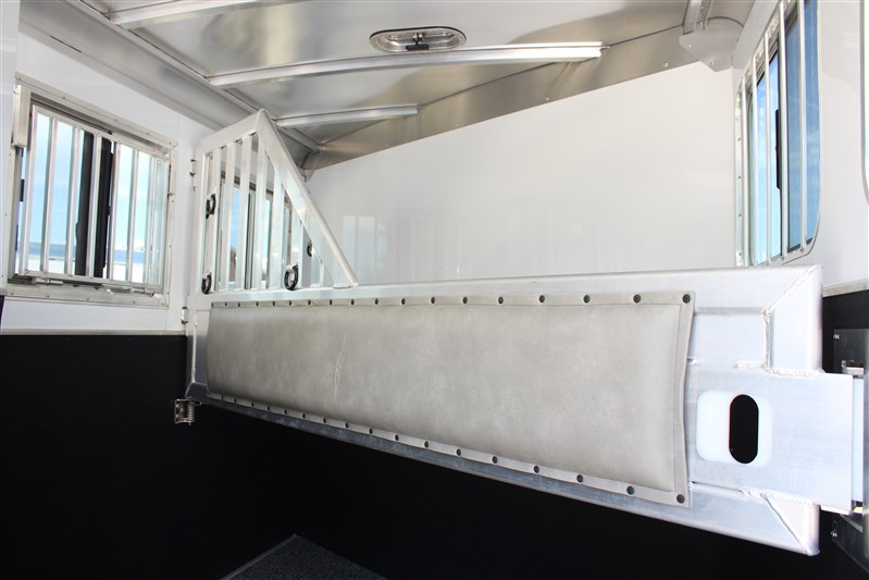 Trailer Photo 18