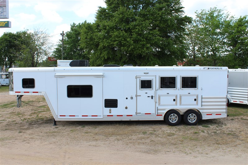 Trailer Photo 4