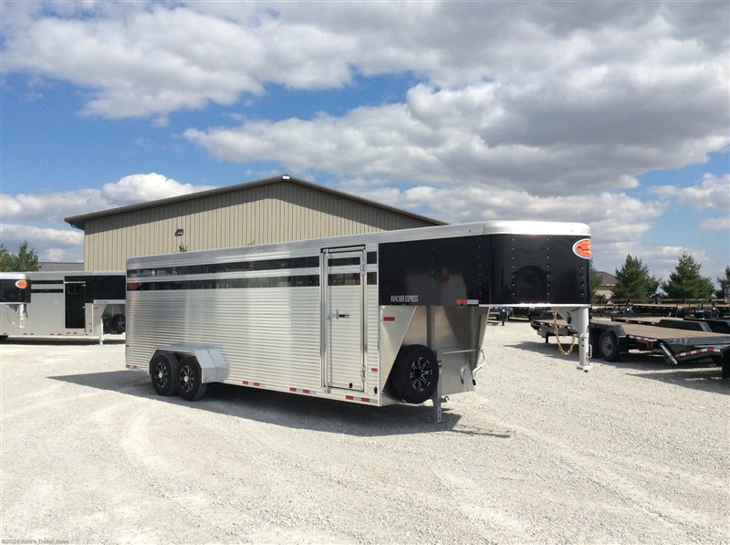 2024 Sundowner 24ft rancher livestock trailer