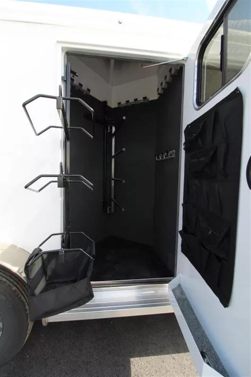 2026 Trails West sierra ii 2 horse trailer-side tack-7'4" tall - xl