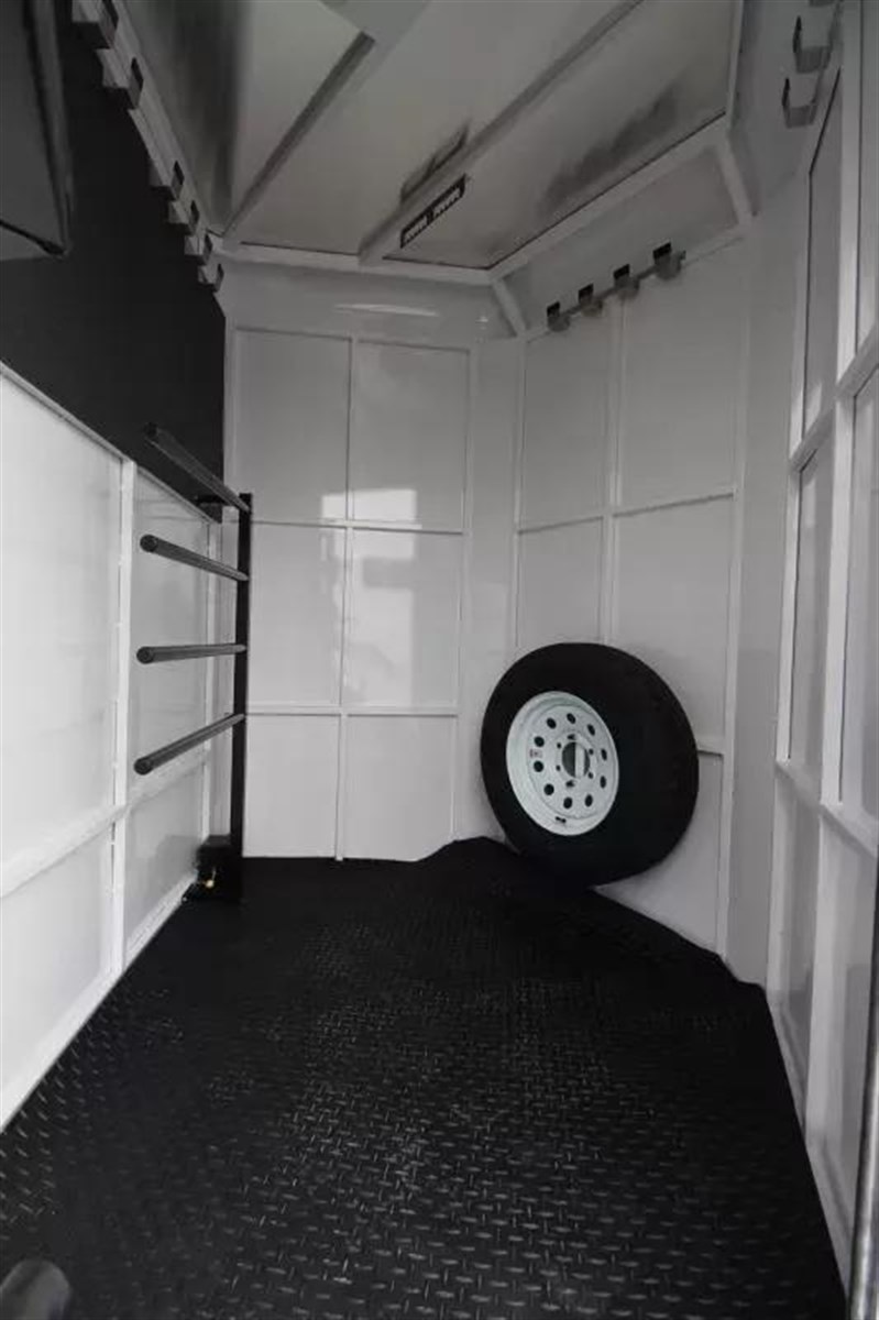 2026 Trails West adventure mx ii 3 horse trailer - swing out saddle