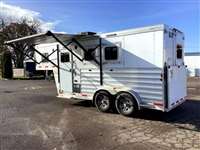 2019 2 horse Exiss Escape 7204 -2 Horse Weekender- 4ft SW-Ramp-Rear T