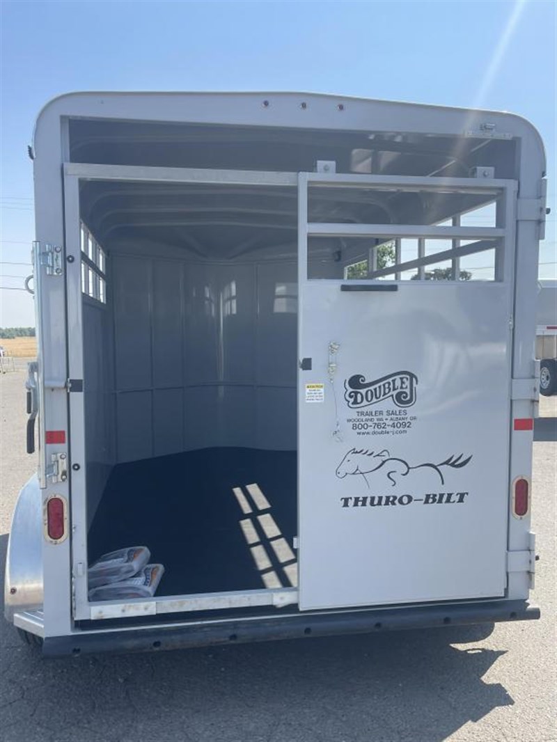 2023 Wrangler 2023 thuro-bilt wrangler 13' stock trailer. galva