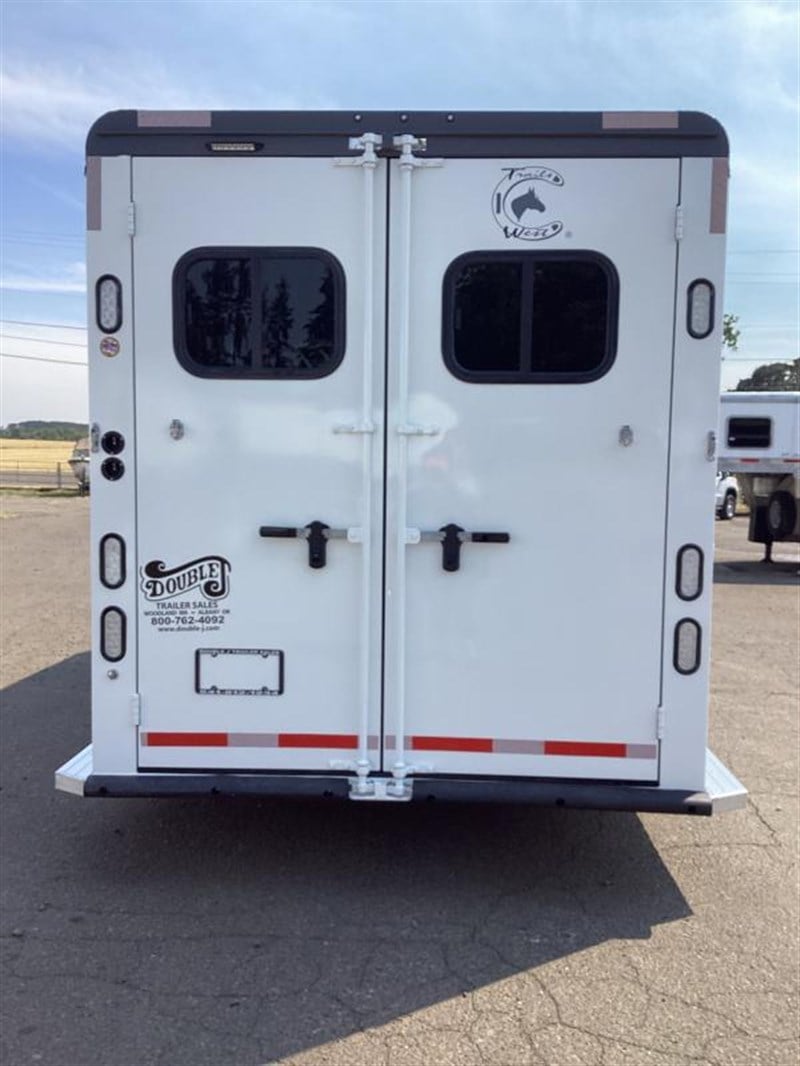 2025 Trails West new 2025!! trails west sierra ii 4 horse trailer-