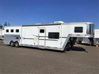 2005 3 horse Exiss 2005 Exiss 8314 LQ 14' SW-Sofa&Dinette-8'W-Rear Ta