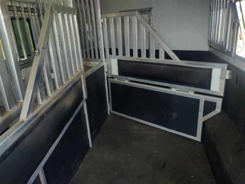 Trailer Photo 27
