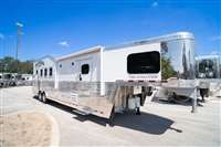 2025 4 horse Bloomer 4 Horse Gooseneck Outlaw Living Quarters '25