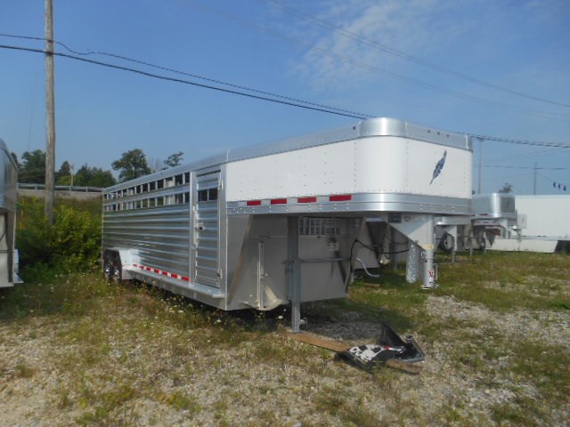 2015 Featherlite 8127-7024