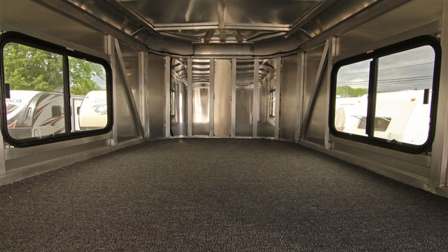 Trailer Photo 11