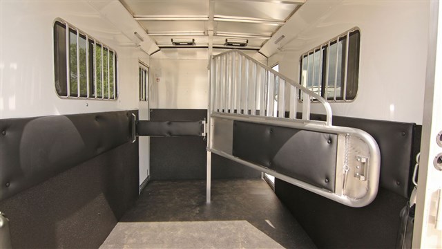 Trailer Photo 10