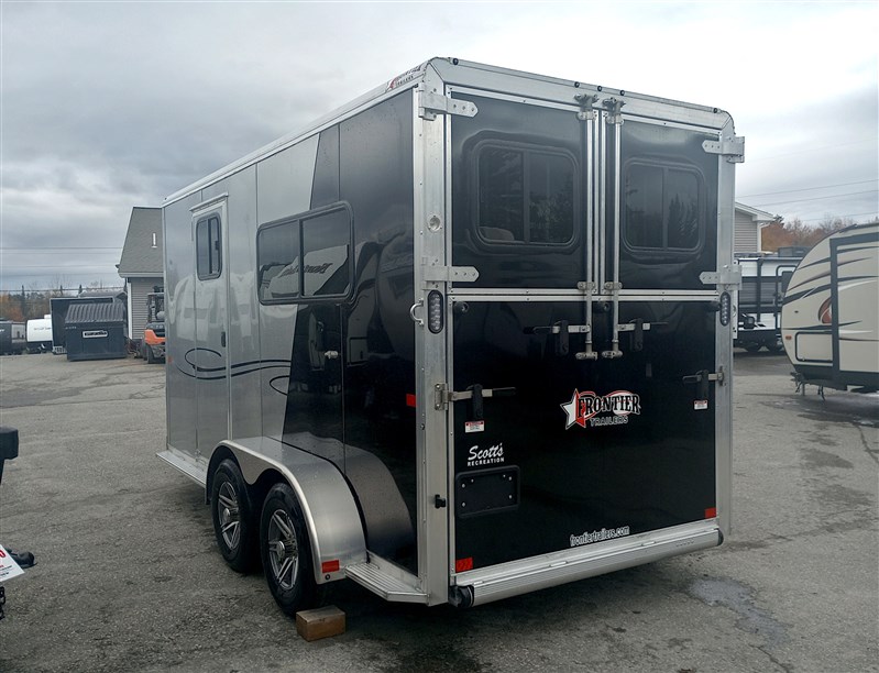 Trailer Photo 5